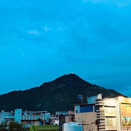 Kr Homestay Tiruvannāmalai Exteriér fotografie
