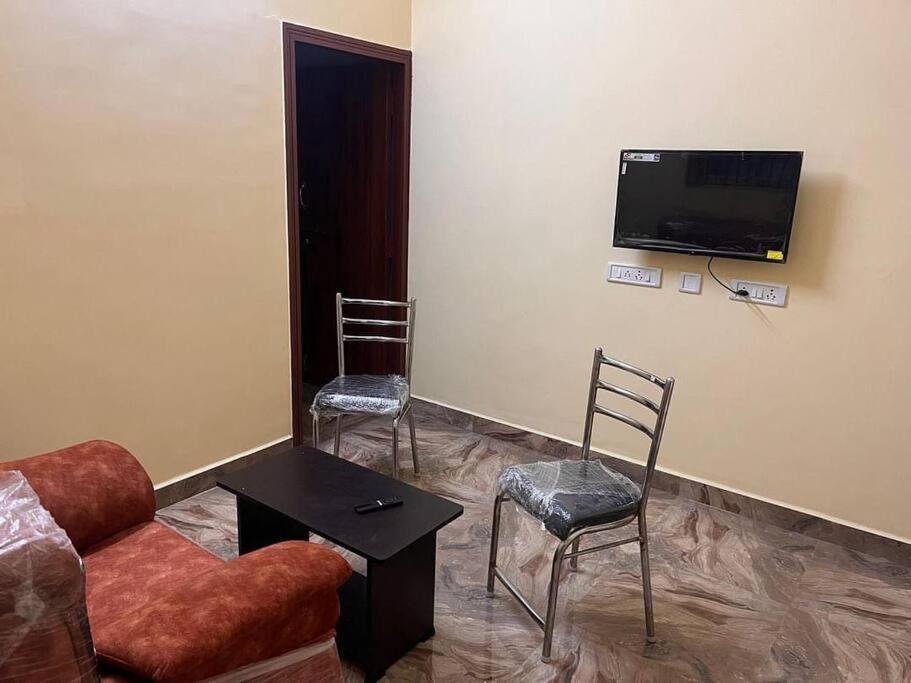 Kr Homestay Tiruvannāmalai Exteriér fotografie